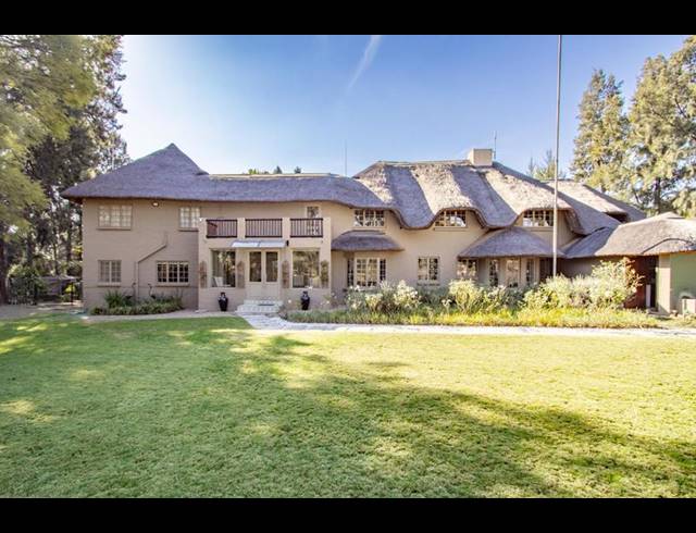 6 BEDROOM HOUSE FOR SALE IN BEAULIEU